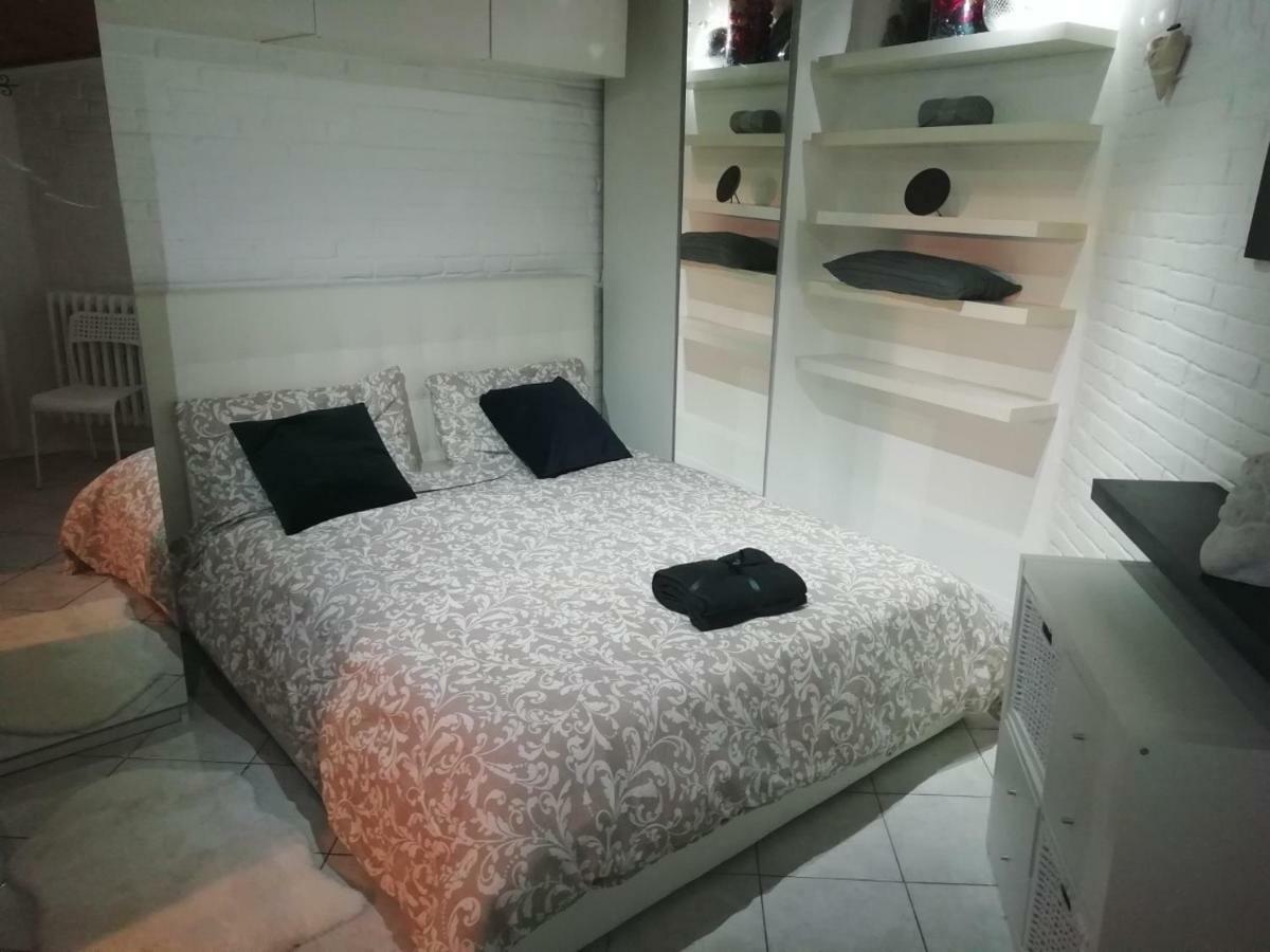 Sweet Apartment Suite Castelmerlo โบโลญญา ภายนอก รูปภาพ